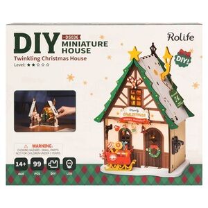 Twinkling Christmas House DIY Kit